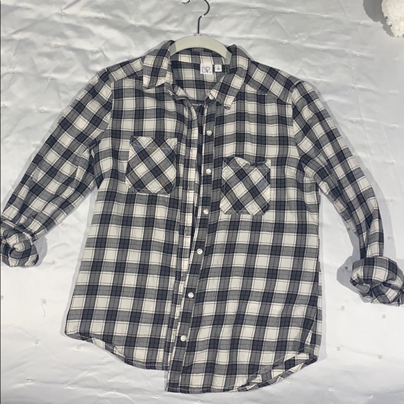 bp Tops - Black and White Flannel